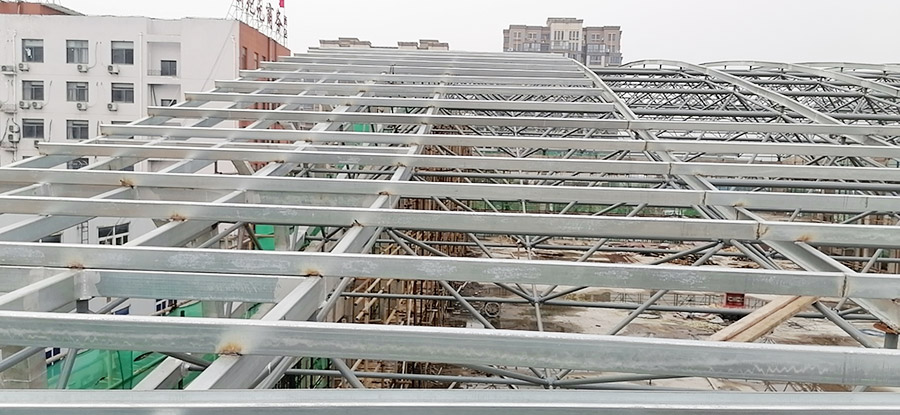 安慶市十四中學遷址新建工程風雨操場鋼結(jié)構(gòu)工程