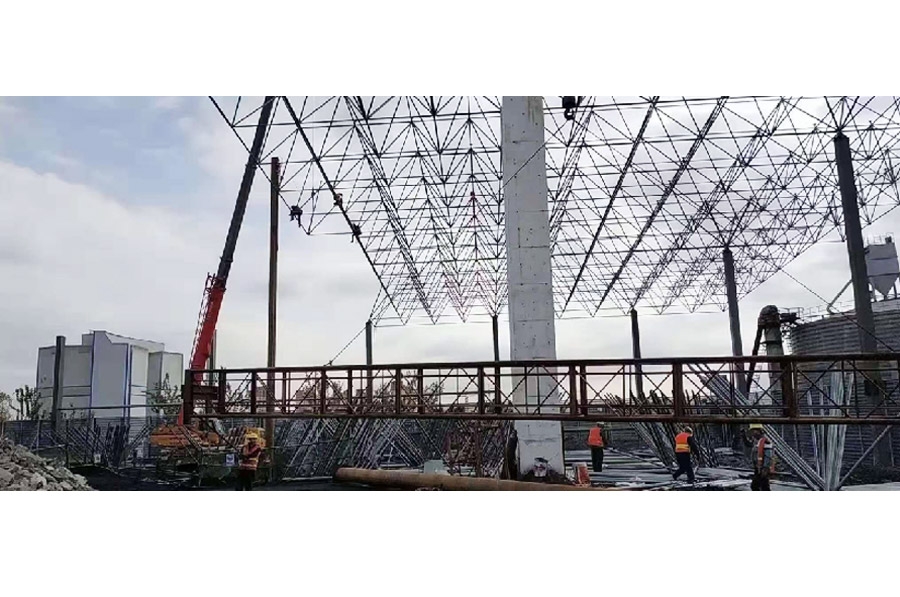 誠峰熱電廠儲煤棚封閉項目網(wǎng)架工程